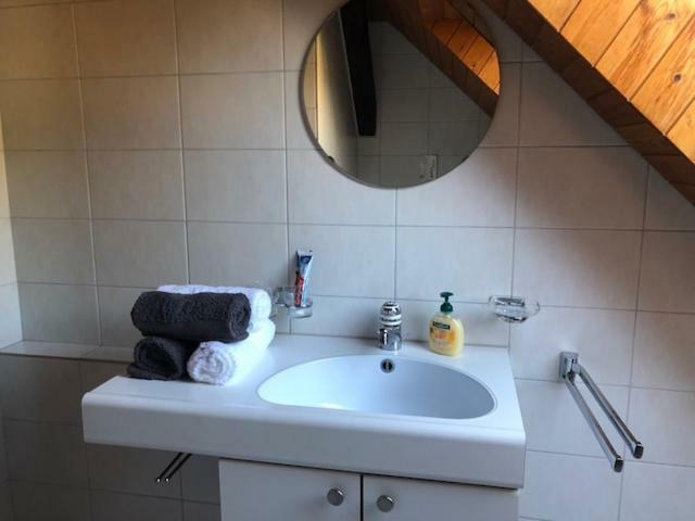 A&B Casa Blanca Apartman Hotel Wettingen Esterno foto